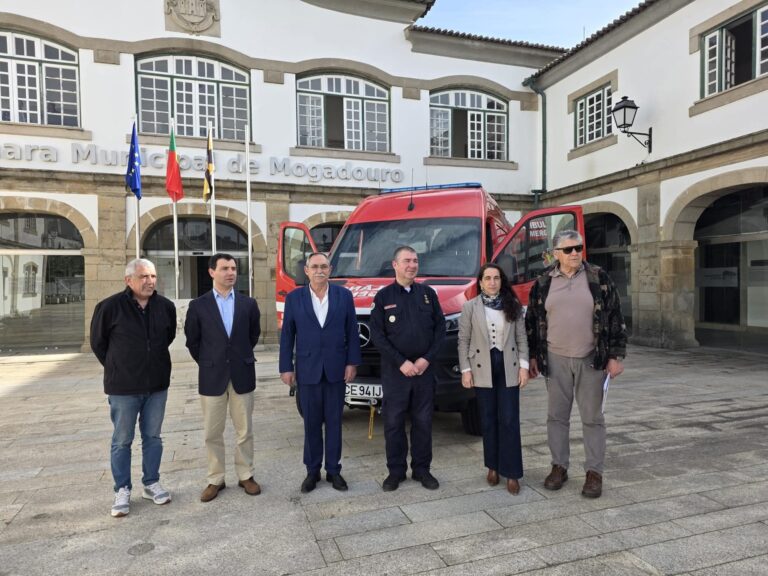 Veículo de Socorro Pré hospitalar 4X4
